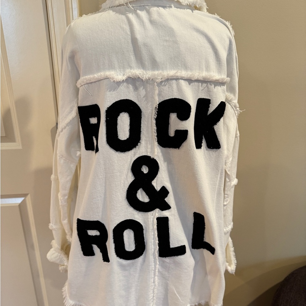 NWT Elan rock and roll denim shirt jacket